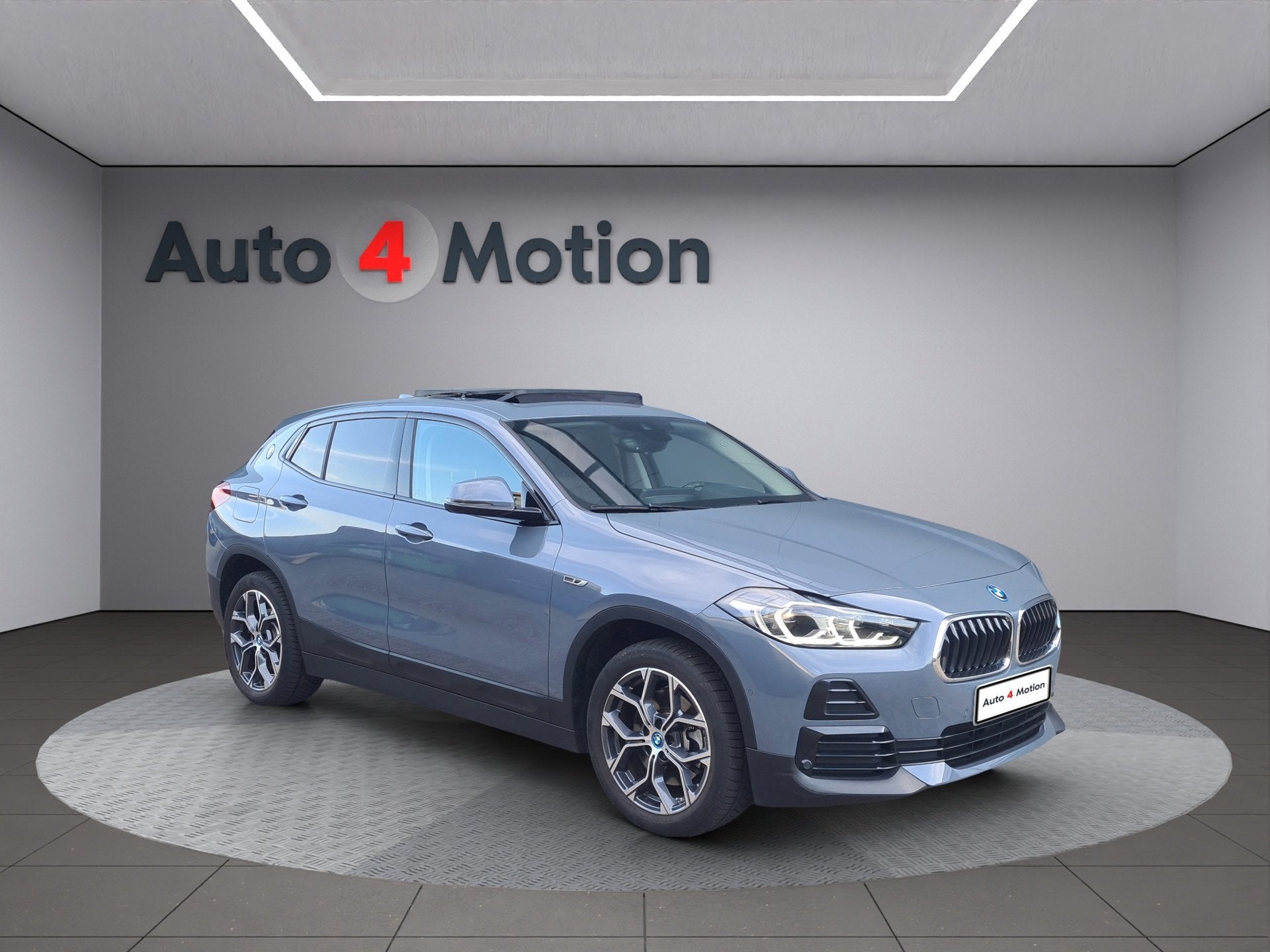 BMW X2 XDrive25e High Executive FULL LED NAVIG CAMERA PANO, Automaat, Gebruikt, Euro 6, Vierwielaandrijving