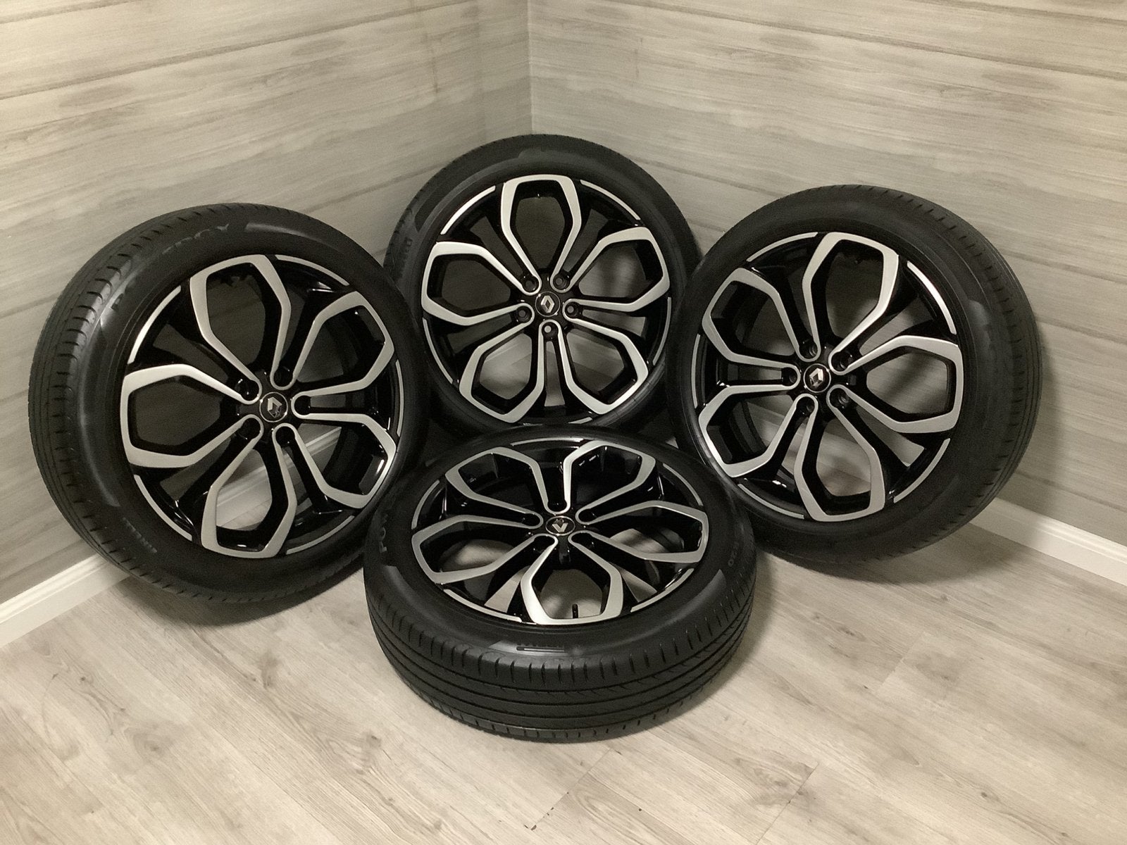 Renault SCENIC IV origineel velgen zomerbanden 20 inch, Banden en Velgen, Ophalen of Verzenden, Personenwagen, 195 mm