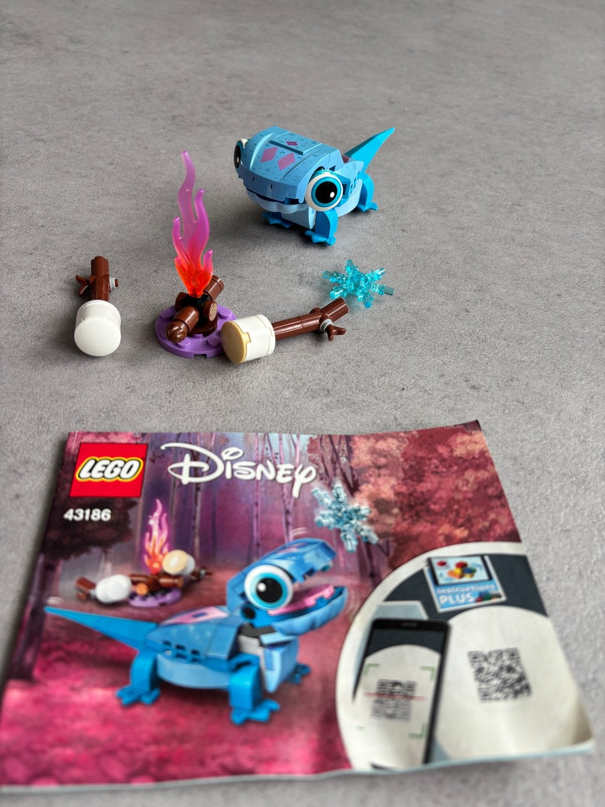 Lego Disney Frozen 2 Bruni de Salamander 43186, Lego, Ophalen of Verzenden, Zo goed als nieuw, Compleet