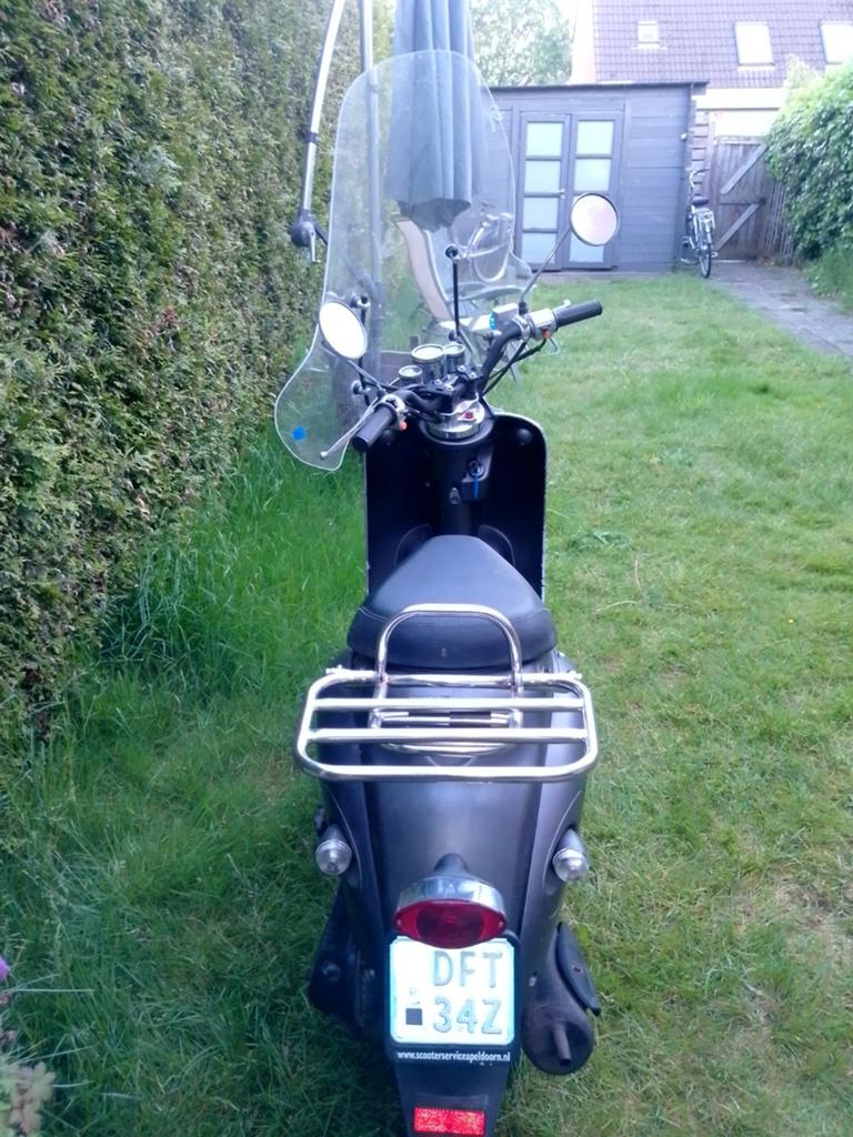 AGM new flash retro scooter, Overige merken, Gebruikt, Ophalen of Verzenden, Benzine