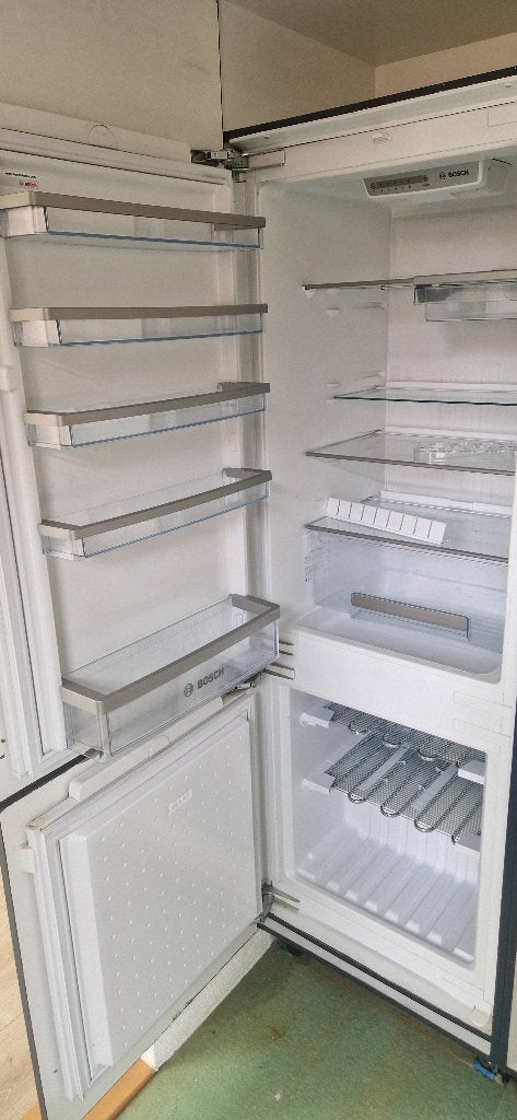 Bosch koelkast koelvriescombinatie inbouw, Witgoed en Apparatuur, Ophalen, Gebruikt, 200 liter of meer, Met aparte vriezer