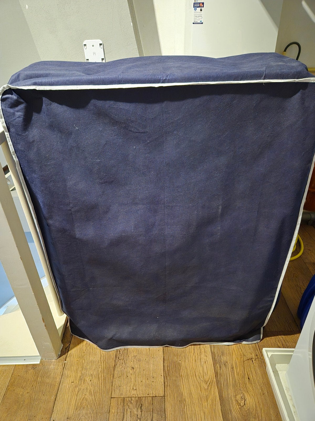 Opklapbed van Leen Bakker - Zo goed als nieuw, Ophalen, Eenpersoons, Blauw, Zo goed als nieuw