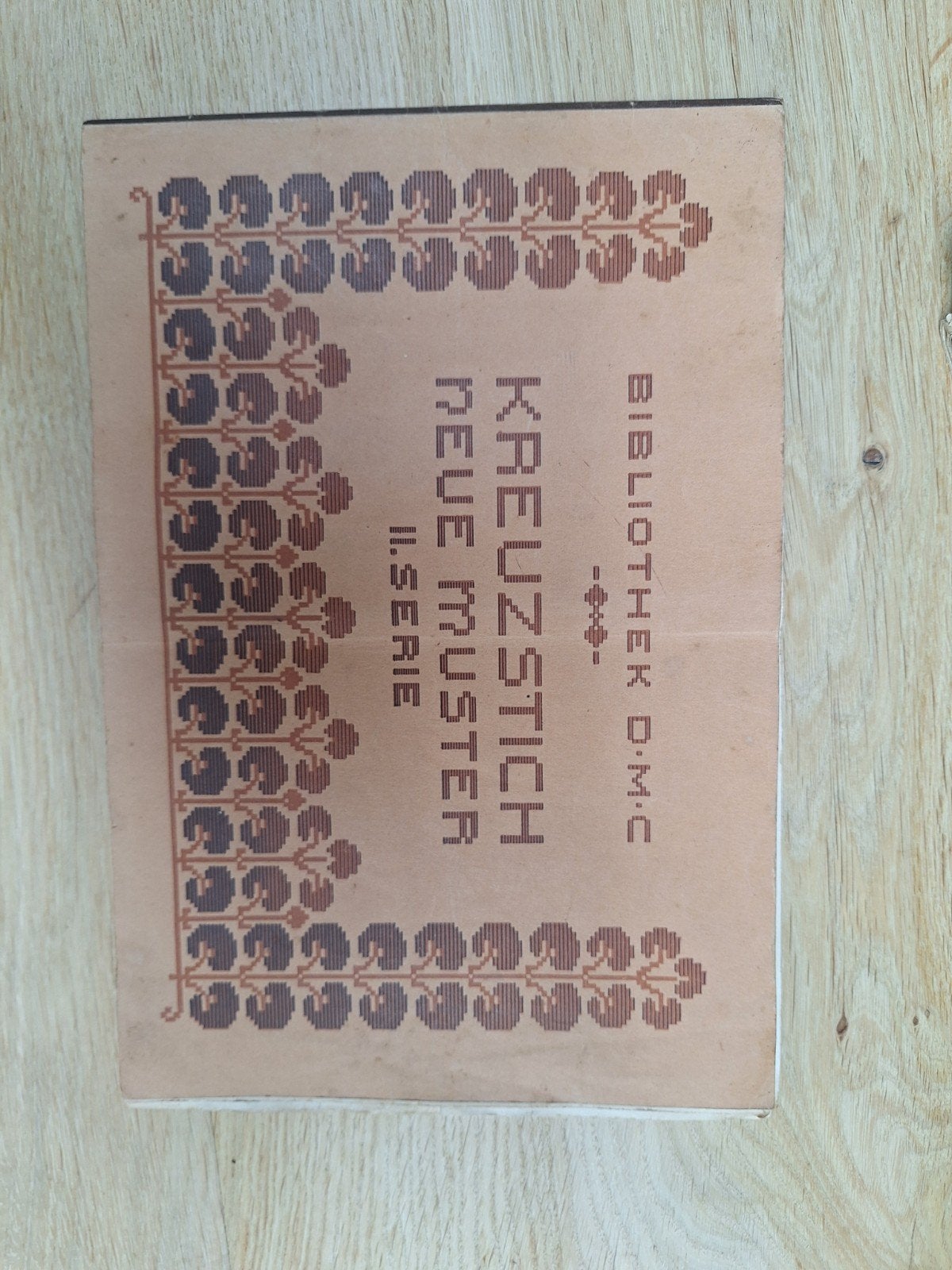 Vintage DMC Kruissteek Patronenboek - IIe Serie, Ophalen of Verzenden, Gebruikt, Patroon