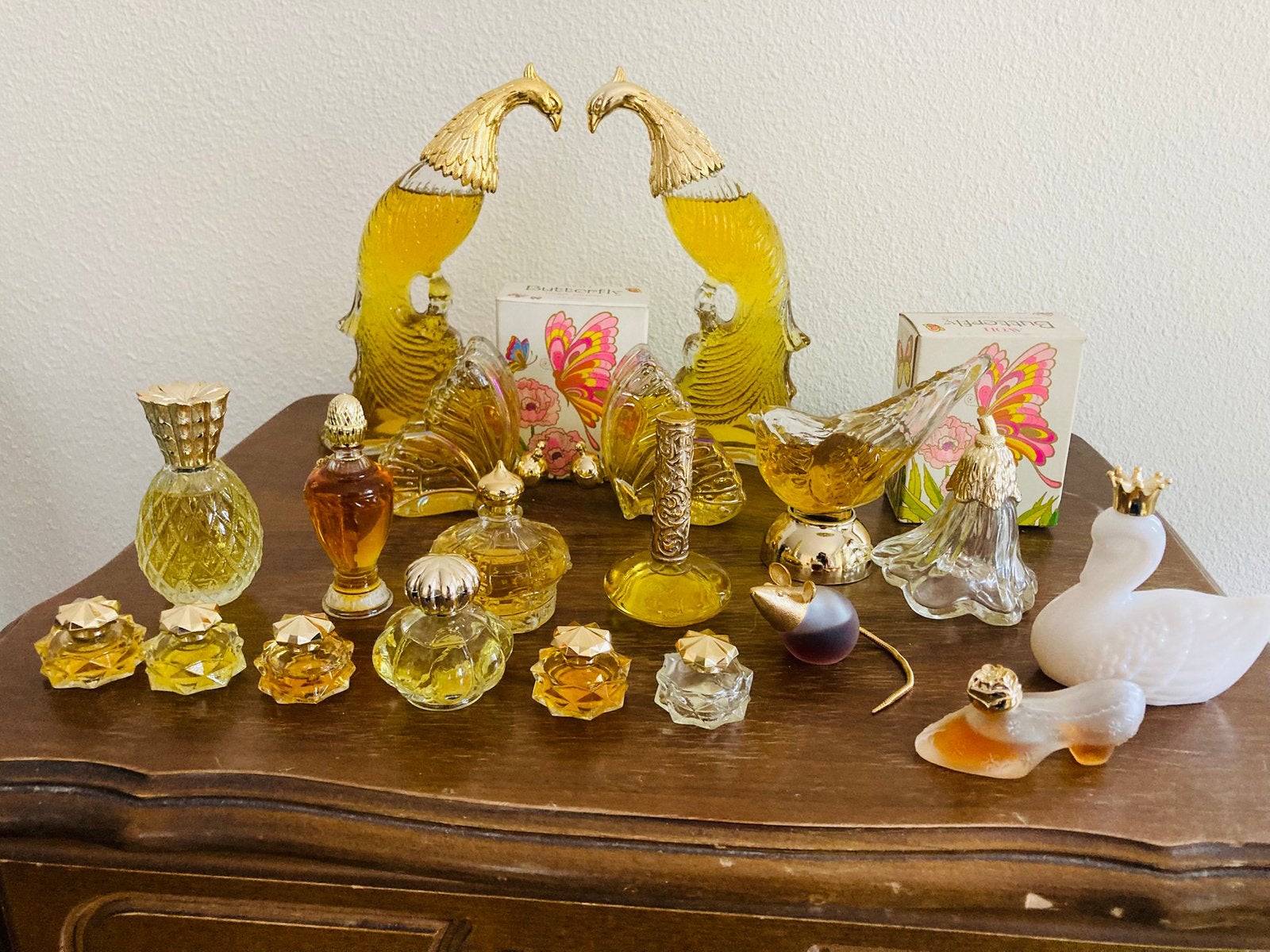 Avon gouden verzameling fles parfumflesjes incl doosjes, Ophalen of Verzenden, Parfumfles, Gevuld