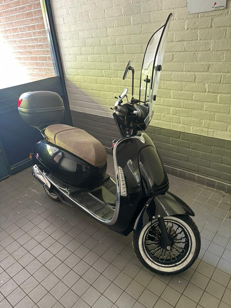 Iva sublime scooter blauwe kenteken s line 2019 nette staat, Ophalen of Verzenden, Zo goed als nieuw, Benzine, Overige merken