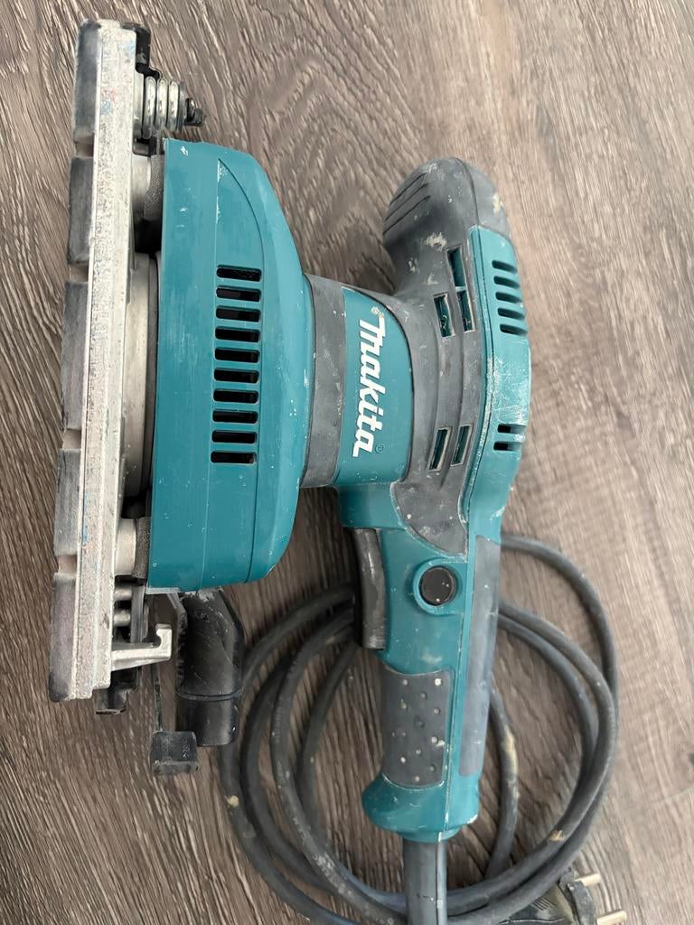 Makita vlakschuurmachine BO3711, Doe-het-zelf en Verbouw, Ophalen, Gebruikt, Vlakschuurmachine