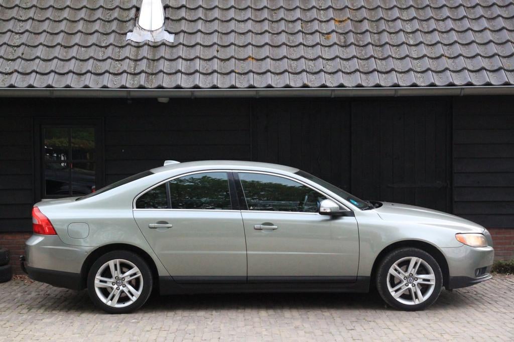 Volvo S80 2.5 T Kinetic Navigatie/Airco/Cruise/Lmv 17"inch/T, Auto's, Volvo, Voorwielaandrijving, Zwart, 2521 cc, Bedrijf