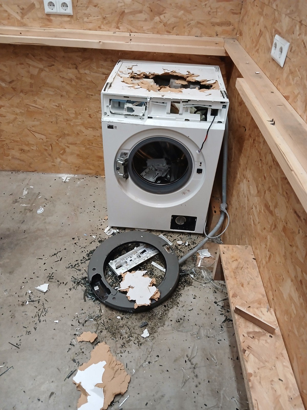 wasmachine gratis, Ophalen, 1200 tot 1600 toeren, 8 tot 10 kg, Nieuw
