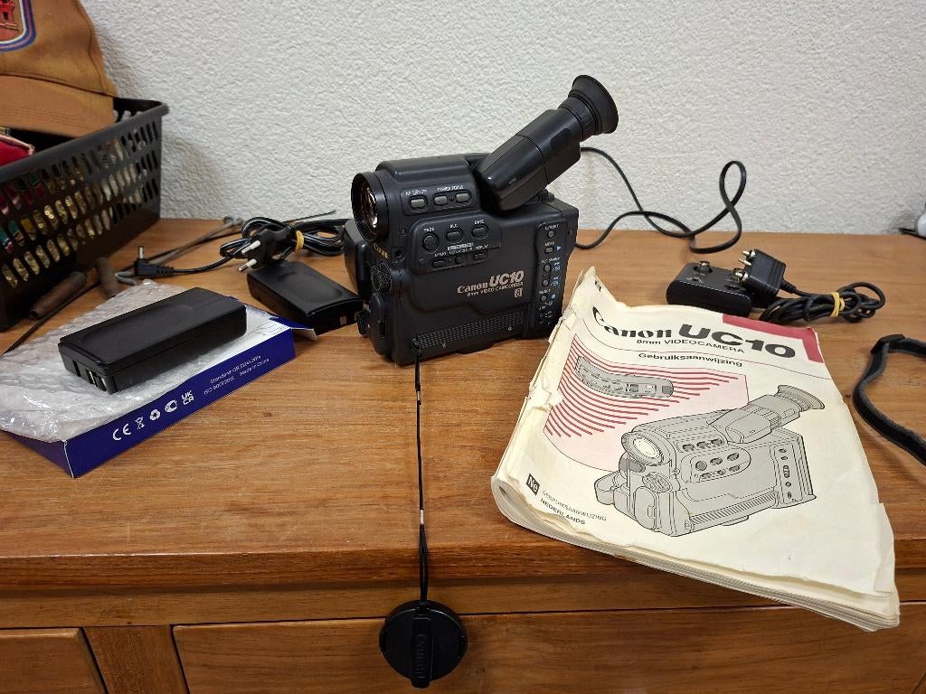vintage video camera canon uc 10 compleet + nieuwe accu, Gebruikt, Canon, 20x of meer, Ophalen of Verzenden