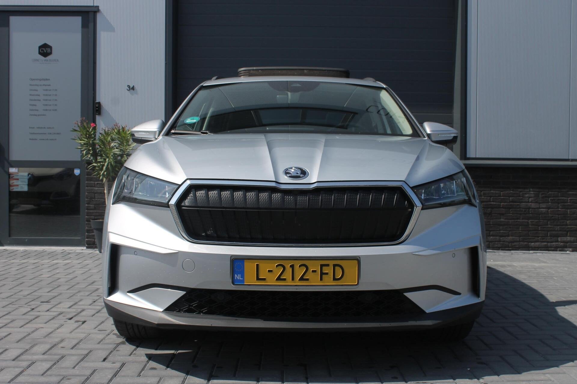 Skoda Enyaq iV 60, Automaat, Achterwielaandrijving, Gebruikt, Zwart