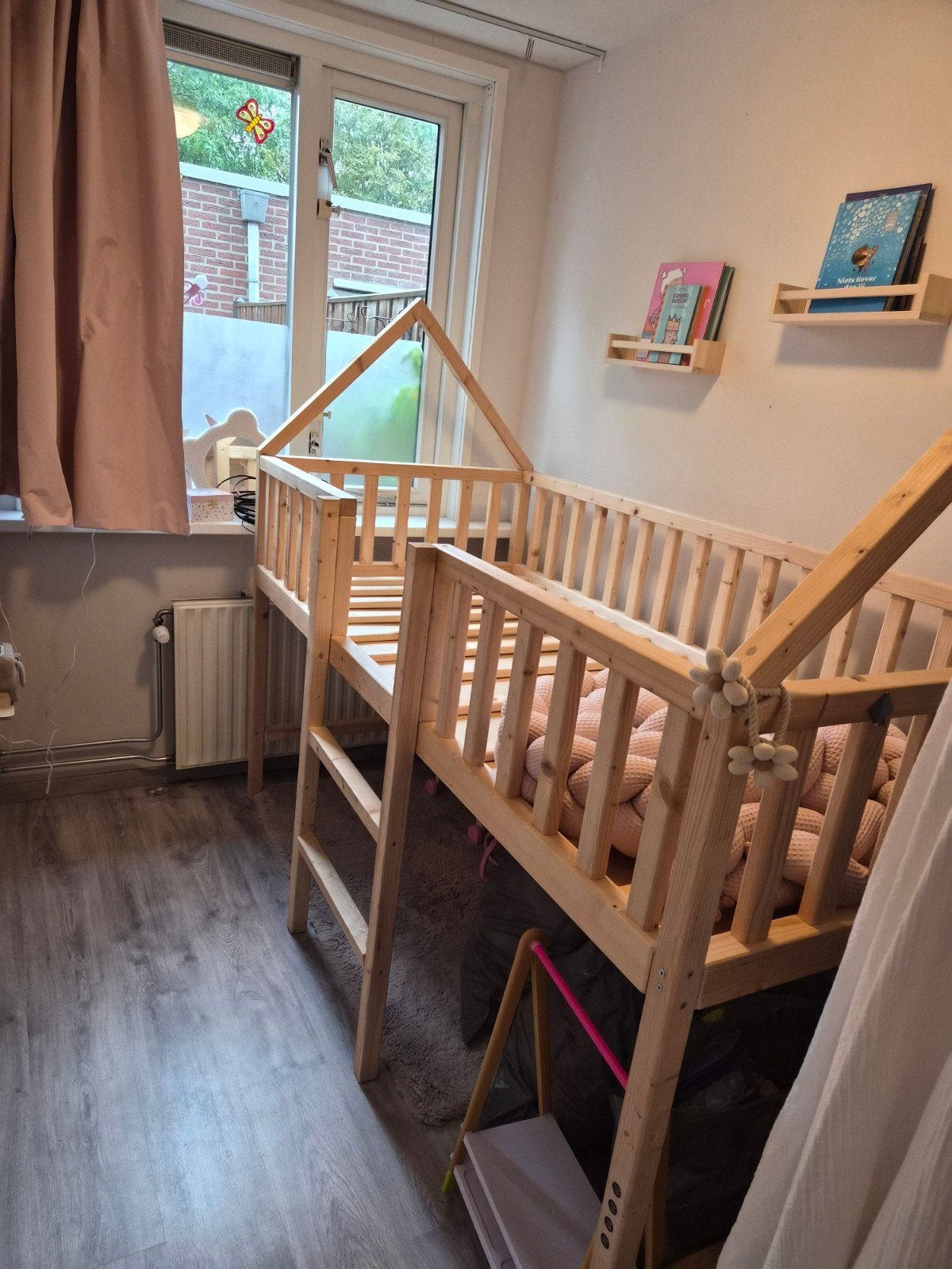 Hoogslaper van hout - Ideaal voor kleine kamers, Ophalen, Gebruikt, Eenpersoons, 160 tot 180 cm