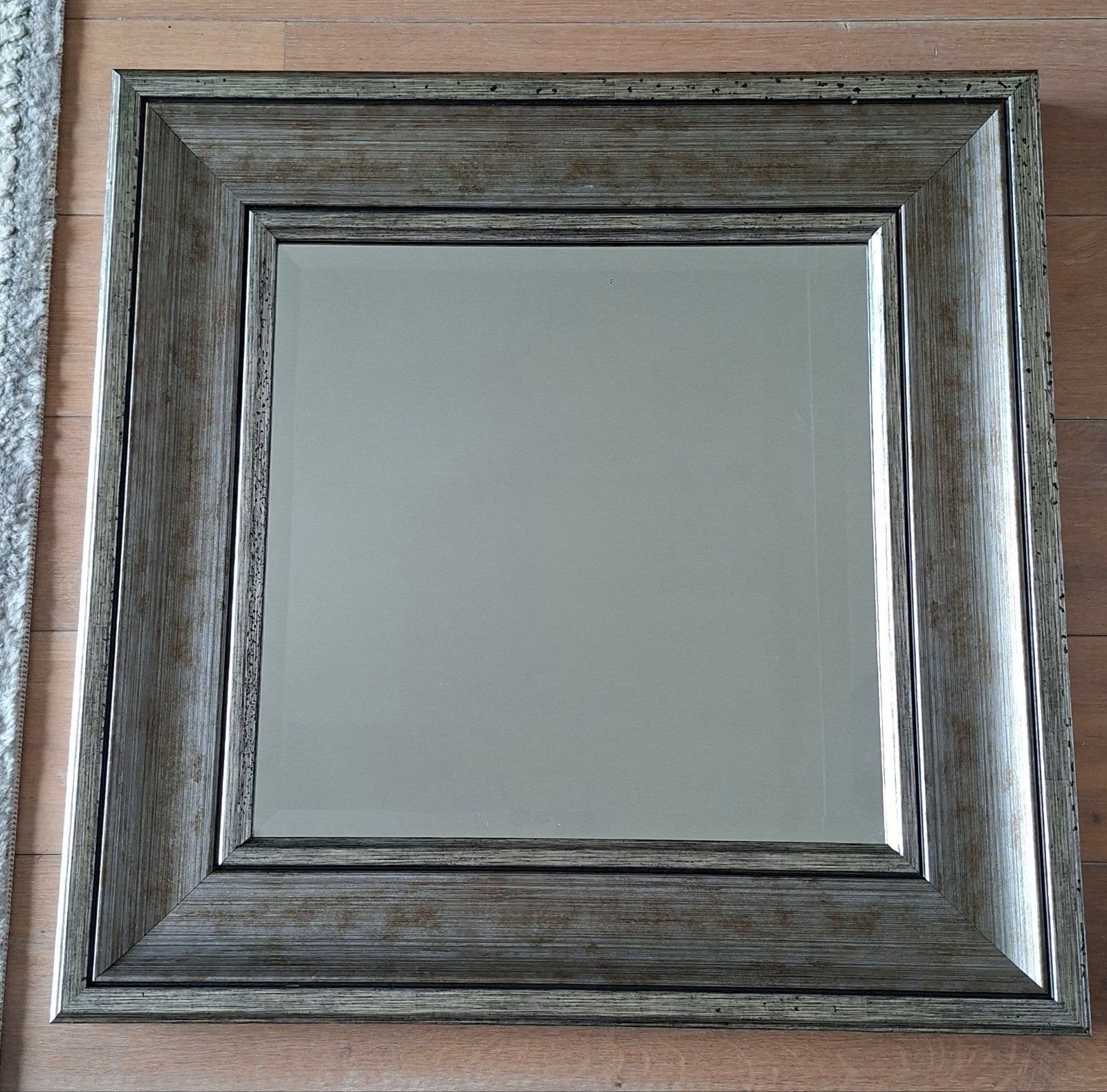 Mooie vierkante spiegel met brede lijst - 60x60 cm, Ophalen, Vierkant, Zo goed als nieuw, Minder dan 100 cm