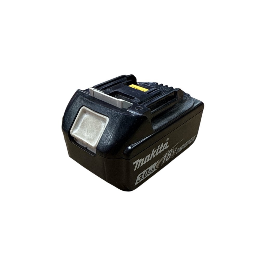 Makita 18v 3.0Ah Accu | Gebruikte Staat | 1 Maand Garantie, Makita, Zo goed als nieuw, Support@makita.com, Makita Corporation, 3-11-8, Sumiyoshi-cho, 
Anjo, Aichi 446-8502
Japan