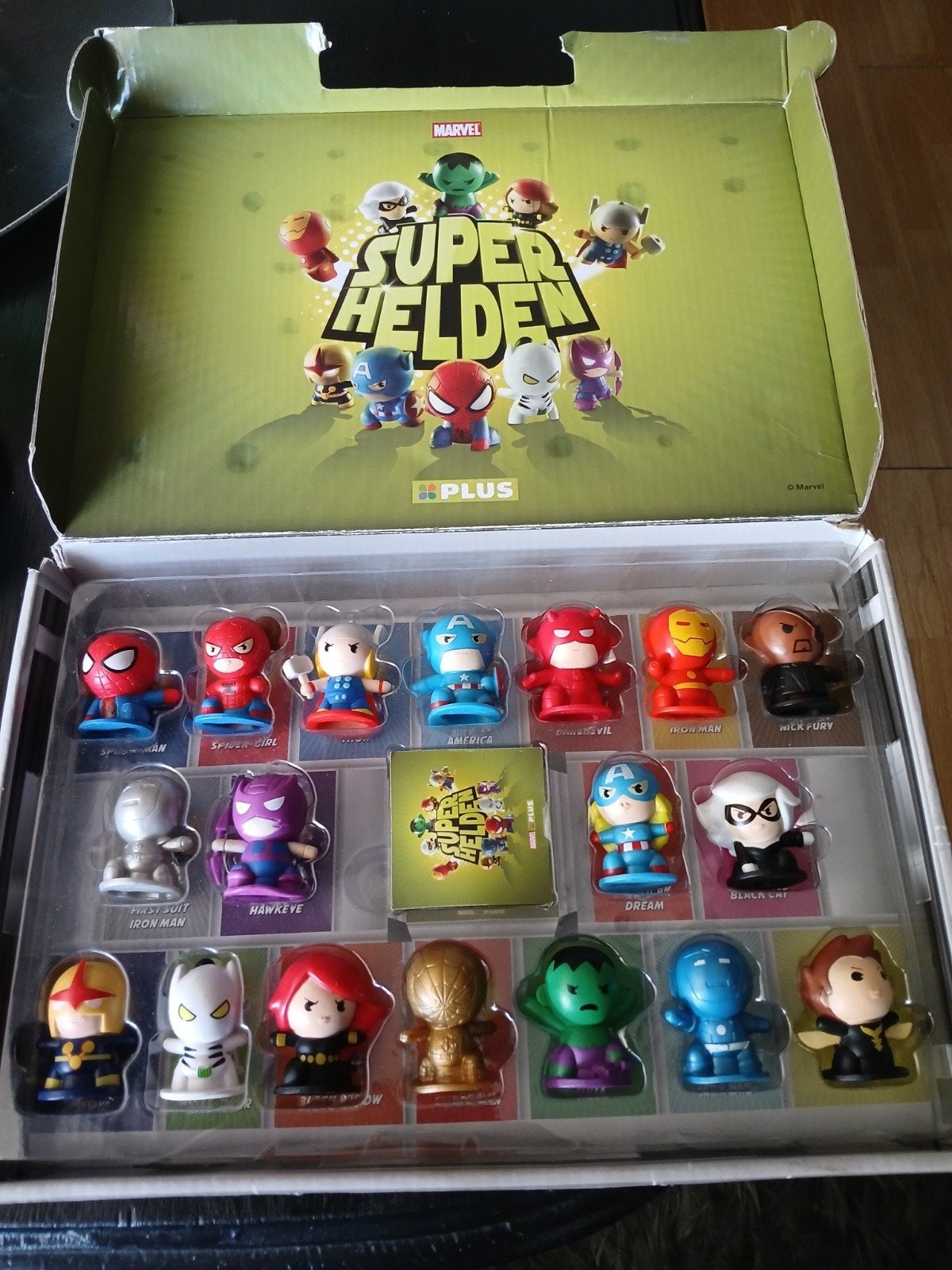 Complete set Marvel Superhelden PLUS spaaractie, Ophalen, Nieuw