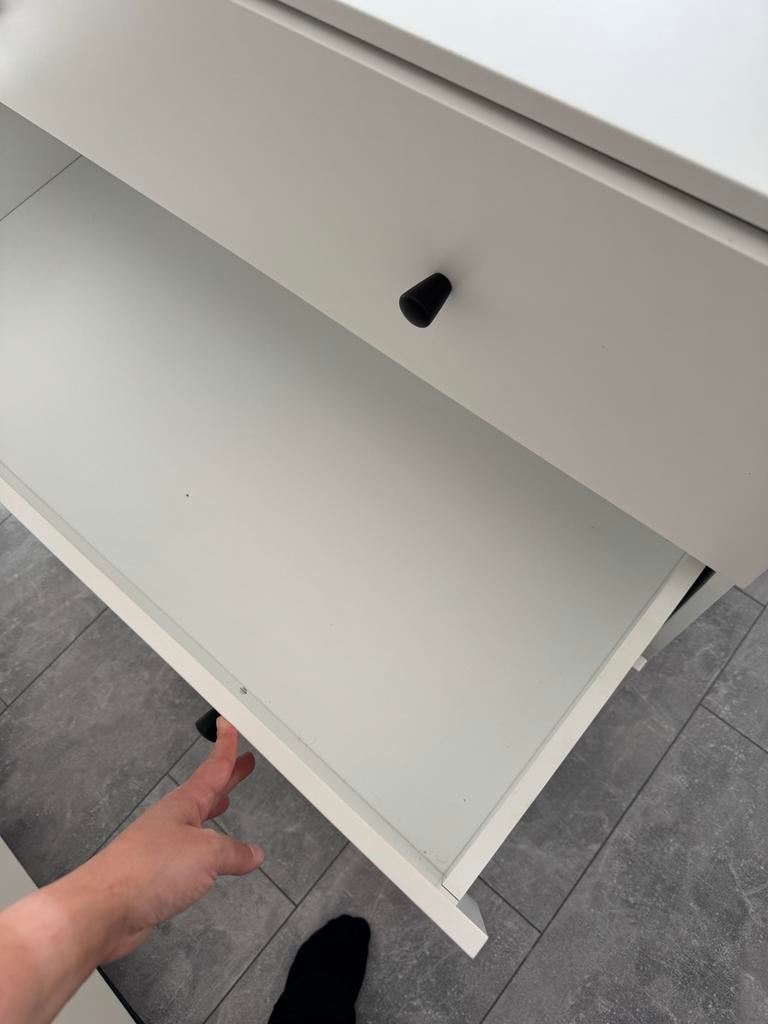 Moderne witte commode met 3 laden, Huis en Inrichting, Badkamer | Badkamermeubels, Ophalen of Verzenden, Zo goed als nieuw
