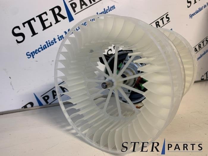 Kachel Ventilatiemotor van een Mercedes Vito, -, Nieuw, Ophalen of Verzenden, -