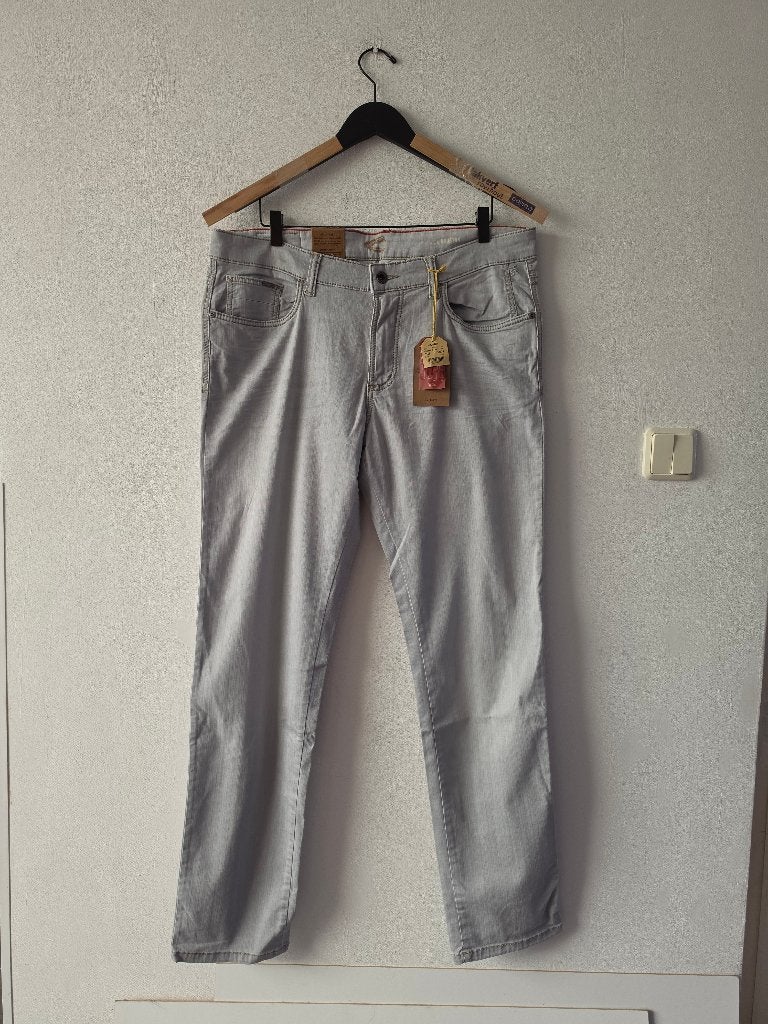 Nieuw Camel Active spijkerbroek met stretch maat 38/34, Kleding | Heren, Spijkerbroeken en Jeans, W36 - W38 (confectie 52/54)