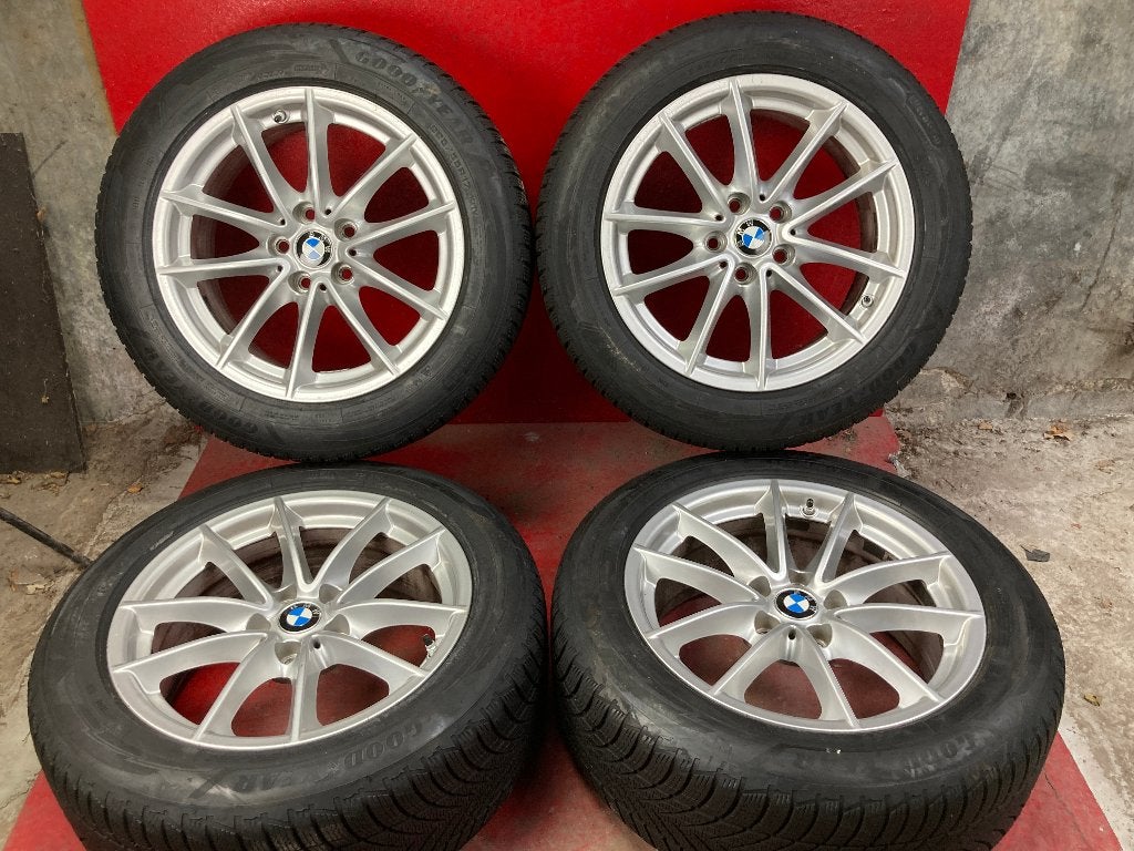 Winterbanden BMW 5 Serie 2017 - 2023 225/55R17 Goodyear, Auto-onderdelen, Gebruikt, ., Banden en Velgen, 17 inch