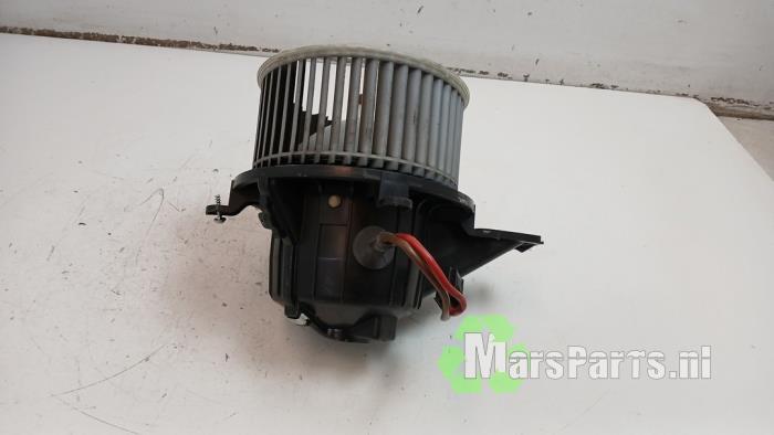Kachel Ventilatiemotor van een Mercedes Vito, Gebruikt, -, Ophalen of Verzenden, -