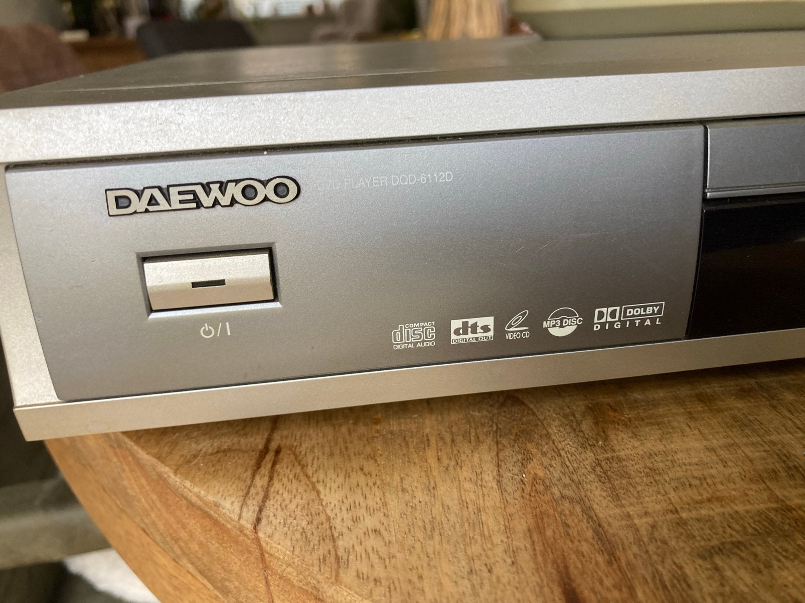 Daewoo DVD-speler DQD-6112D met afstandsbediening, Ophalen of Verzenden, Gebruikt, Dvd-speler, Overige merken