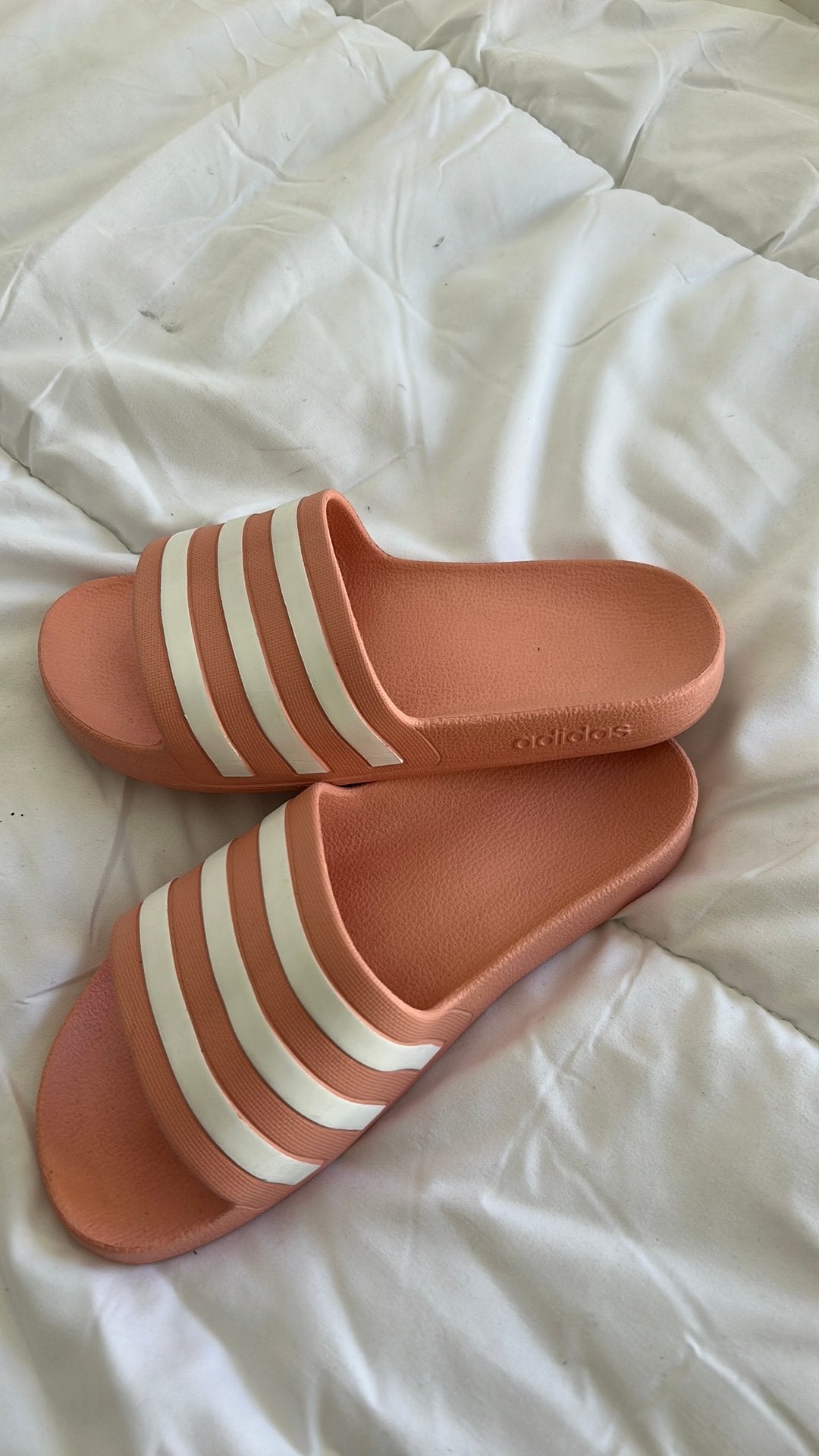Adidas slippers roze 38, Ophalen of Verzenden, Overige maten, Roze