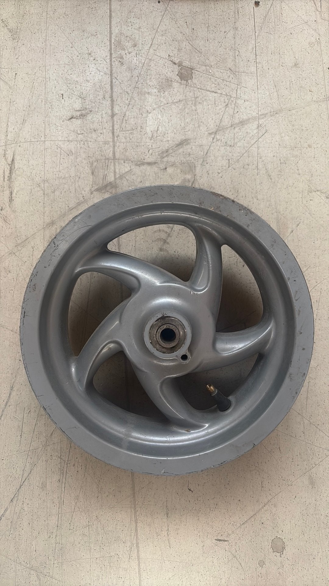 Typhoon xr velg, Ophalen of Verzenden, Zo goed als nieuw, Overige typen