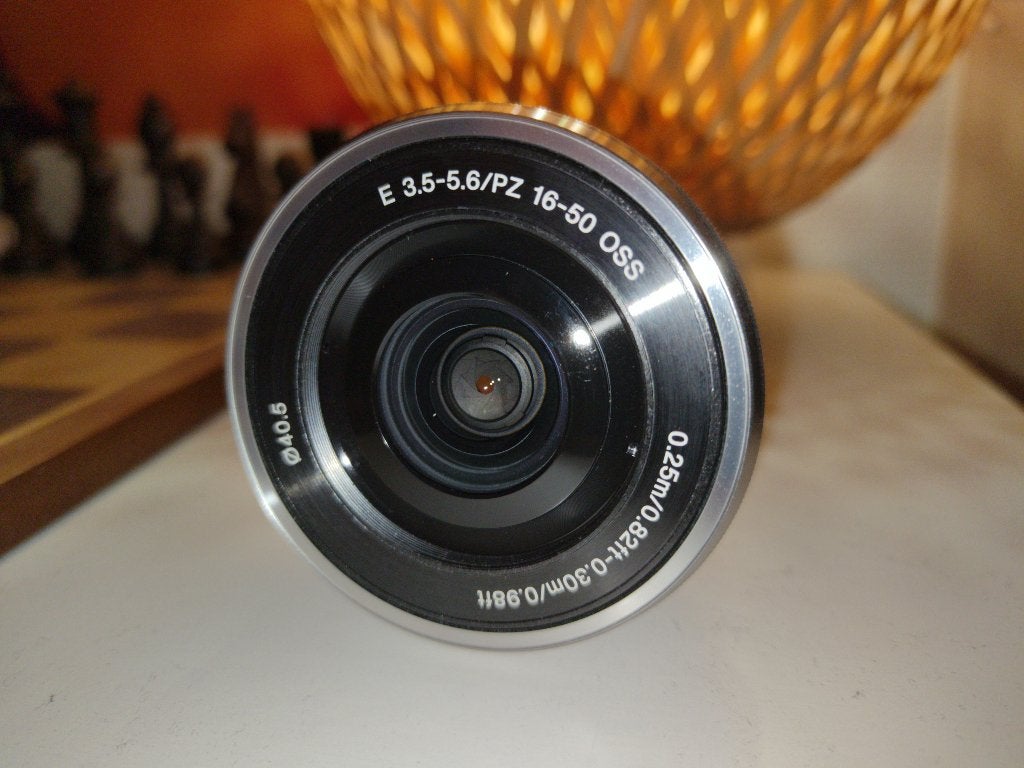 Sony E 16-50mm F/3.5-5.6 PZ OSS APS-C Lens, Sony E-mount, Sony, Ophalen of Verzenden, Zo goed als nieuw
