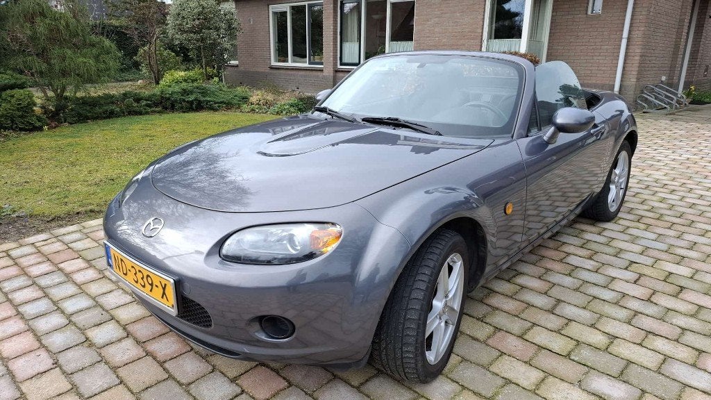 Mazda MX-5 1.8 Touring 2007 Grijs, Zwart, 4 cilinders, Cabriolet, 1055 kg