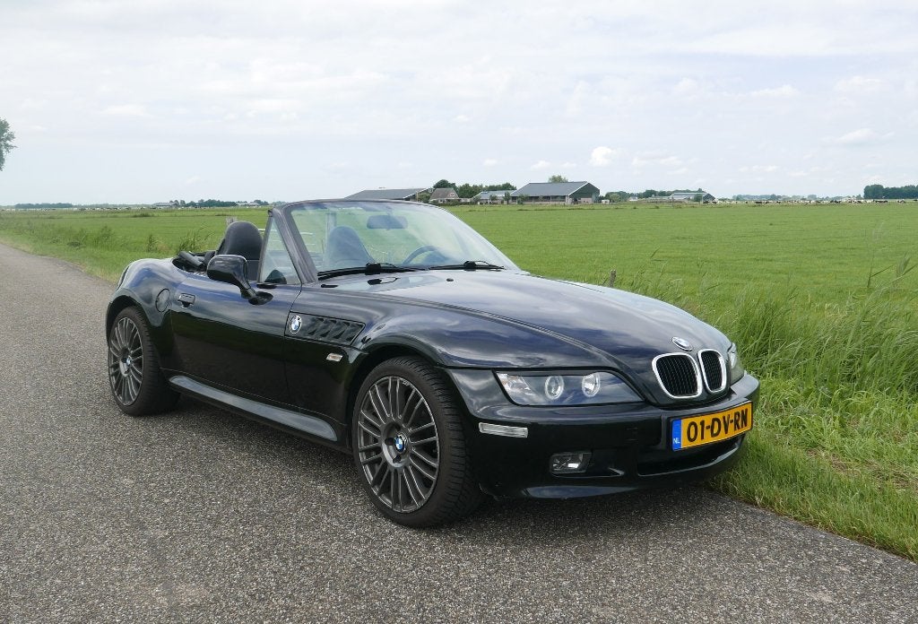 BMW Z3 1.9 I Roadster 2000 Zwart, 1195 kg, 4 cilinders, Cabriolet, Leder en Stof