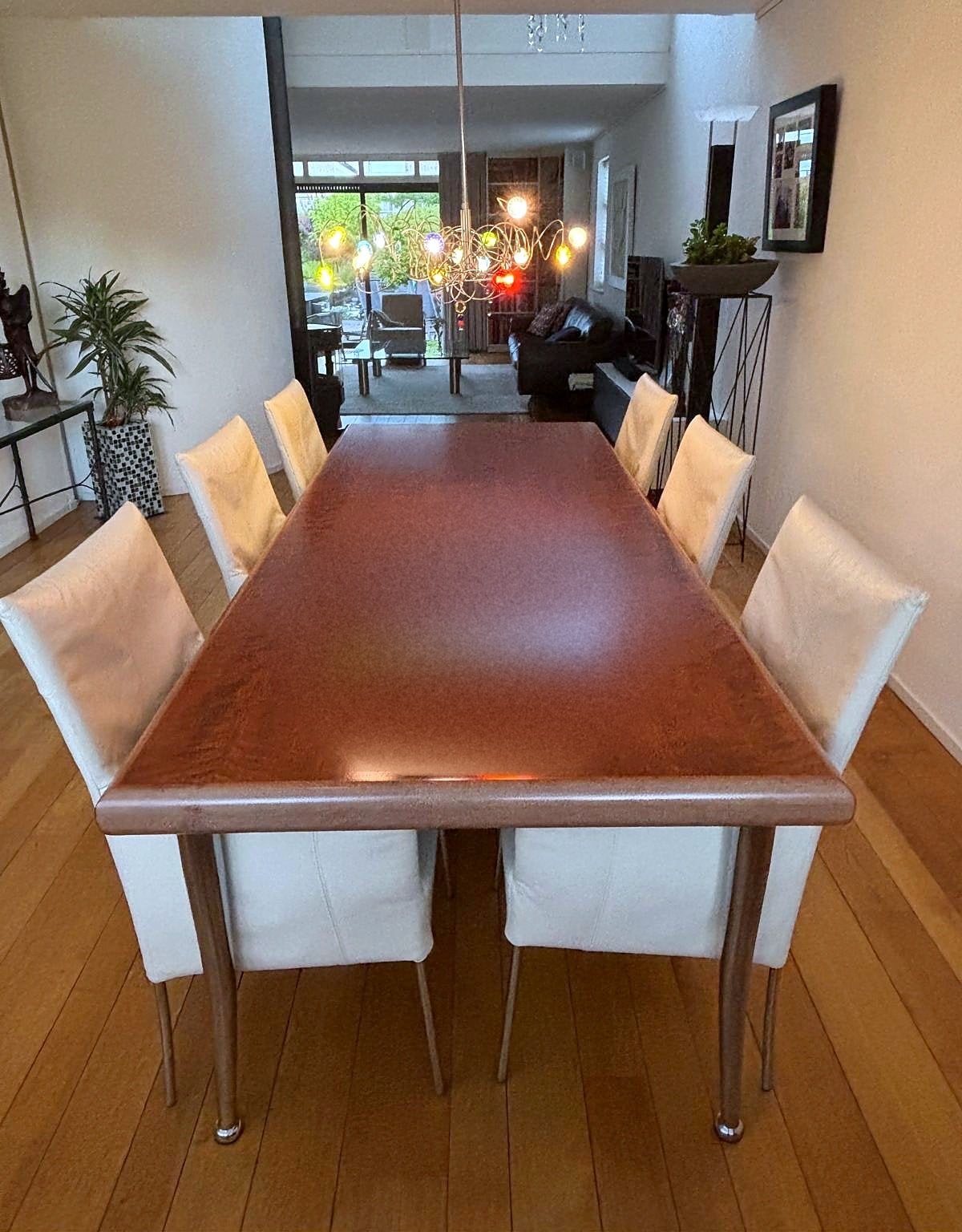 Luxe houten eettafel (240 cm) met 6 witleren stoelen, 100 tot 150 cm, 200 cm of meer, Ophalen of Verzenden, Zo goed als nieuw