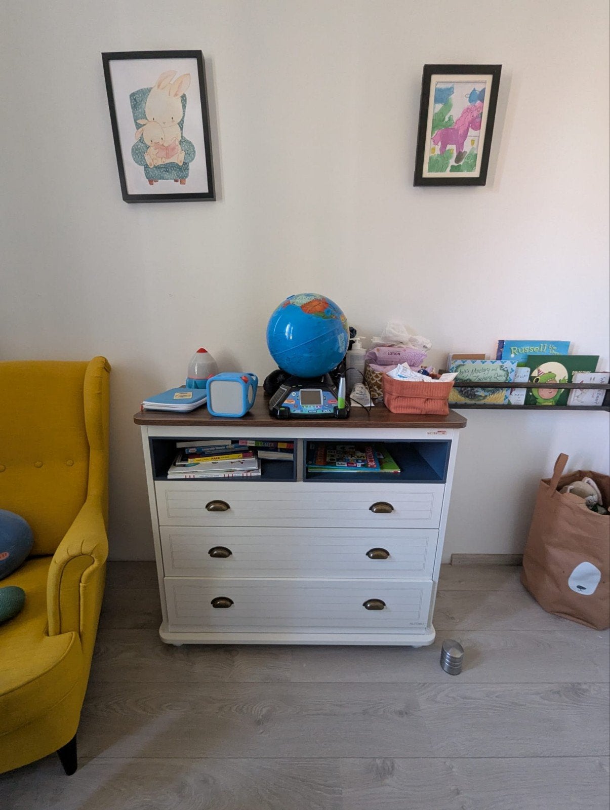 Commode en kledingkast set zo goed als nieuw, Zo goed als nieuw, 75 tot 100 cm, Minder dan 50 cm, Commode