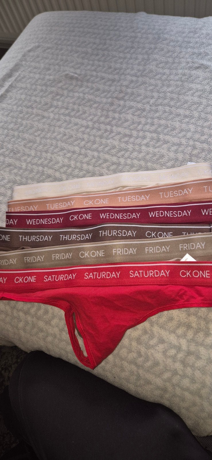 Calvin Klein strings - Maat S - Nieuw, Calvin Klein, Ophalen of Verzenden, Meerkleurig, String
