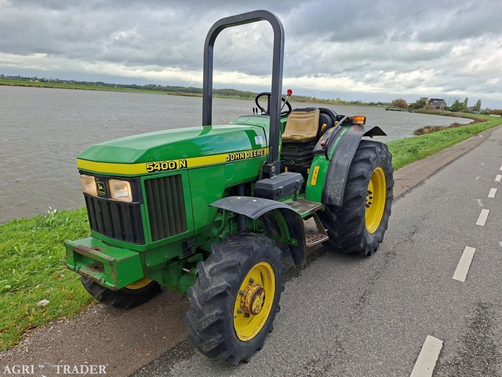 John Deere 5400 N Smalspoor, Gebruikt, -, Niet opgegeven, Tot 80 Pk