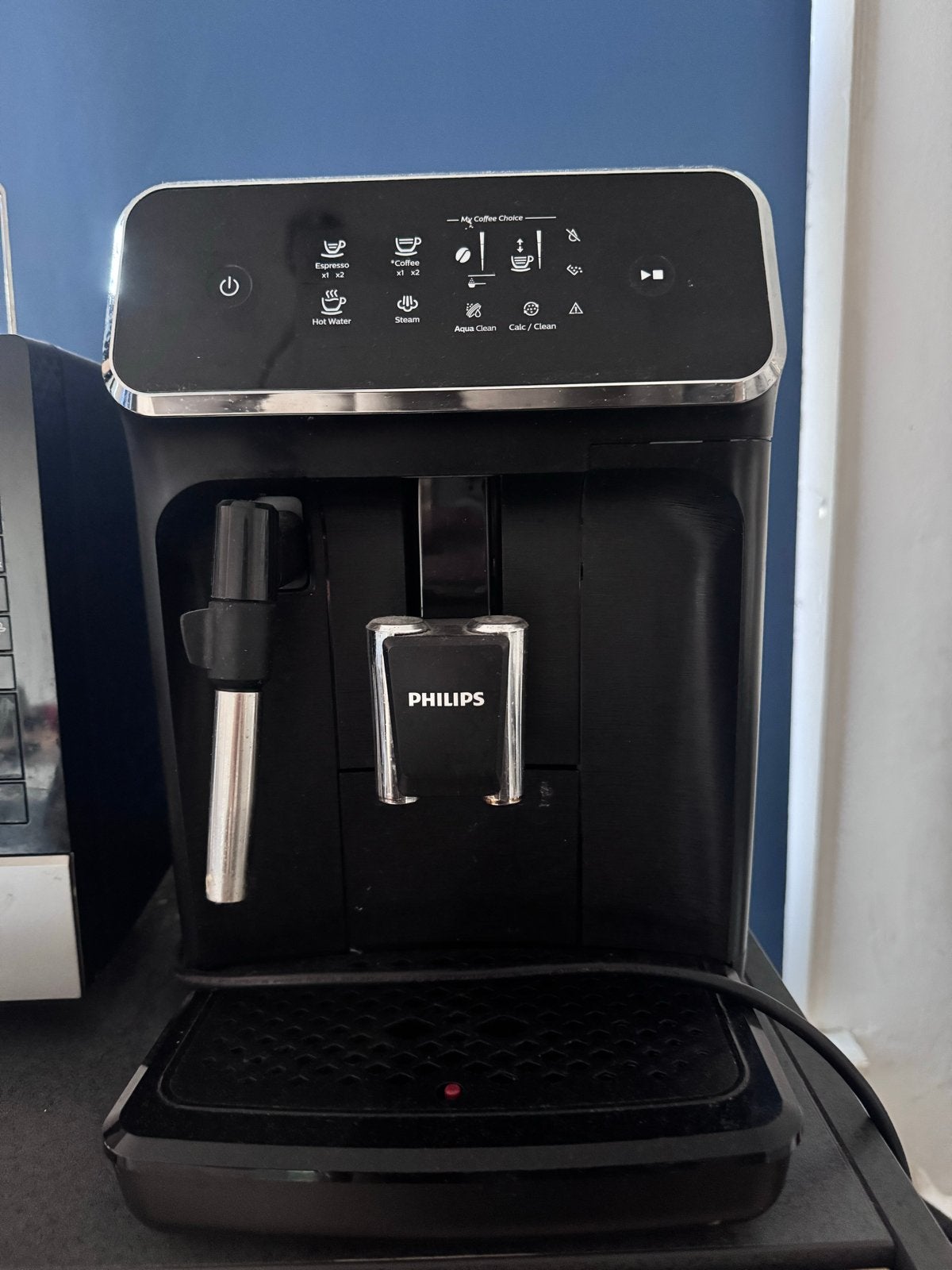 Philips 2200 EP2220/10 Volautomatische Espressomachine, Afneembaar waterreservoir, Espresso apparaat, Zo goed als nieuw, 2 tot 4 kopjes