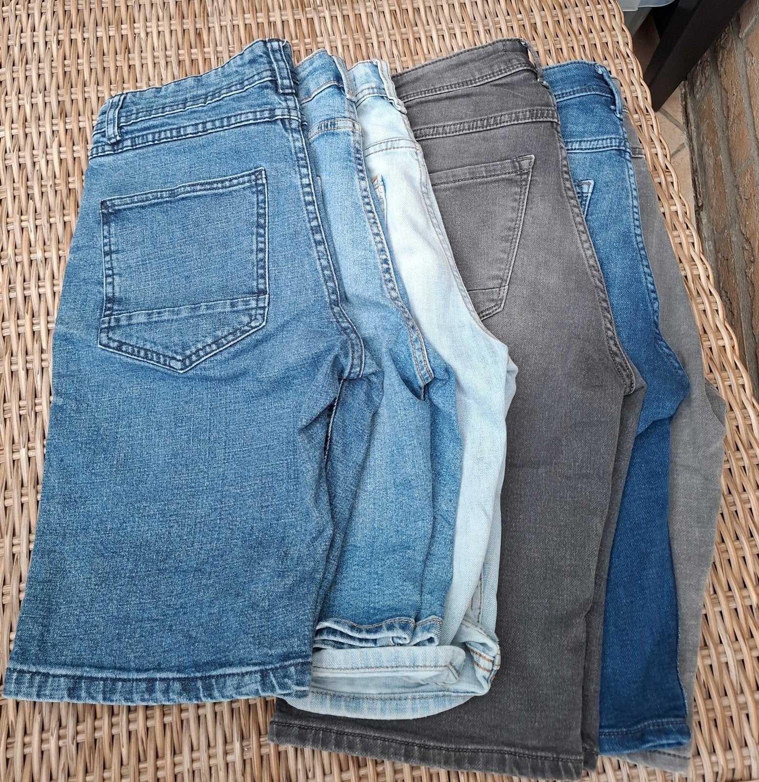 zes korte broeken jeans verschillende merken, Ophalen of Verzenden, Zo goed als nieuw, Overige kleuren