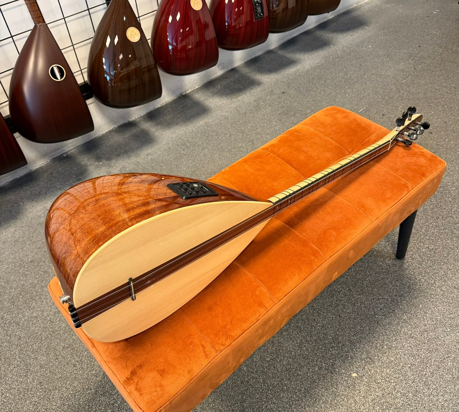 saz maun özel yapım tam profosyonel, Muziek en Instrumenten, Aura, Aura, Aura, Nieuw