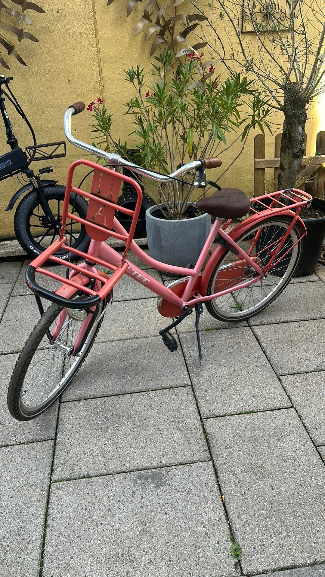 Meisjesfiets Altec 26 inch roze fietst prima, Ophalen, Gebruikt, 26 inch of meer, Handrem