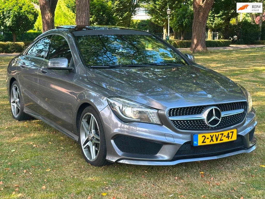 Mercedes-Benz CLA-klasse 200 Edition 1 | Automaat | Panorama, Auto's, Gebruikt, 715 kg, Leder en Stof, 1595 cc