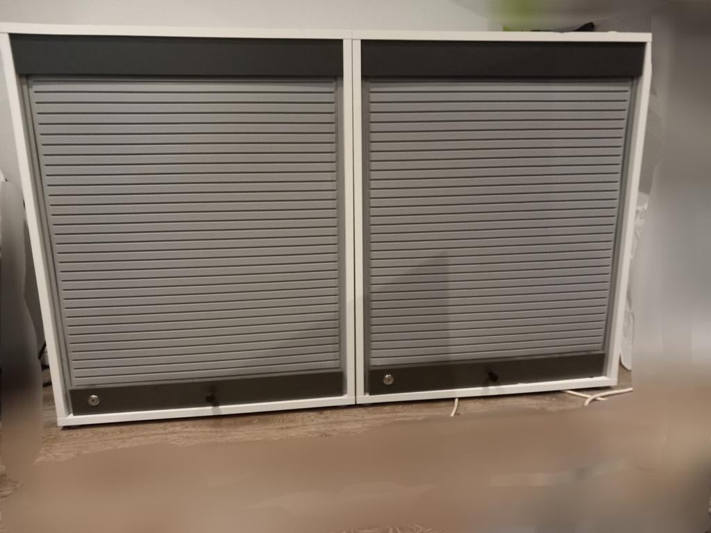 2 x roldeurkasten met sleutels, Ophalen, Zo goed als nieuw, Met slot