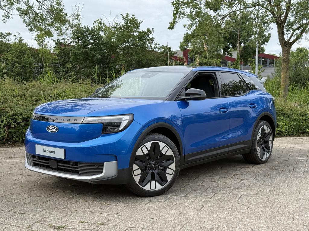 Ford Explorer Premium Extended Range RWD 77 kWh, Auto's, Automaat, Achterwielaandrijving, Automatische klimaatregeling, Blauw