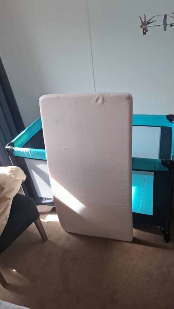 Te koop aangeboden kinder reisbedje, Kinderen en Baby's, Kinderkamer | Bedden, Ophalen of Verzenden, Minder dan 140 cm, Minder dan 70 cm
