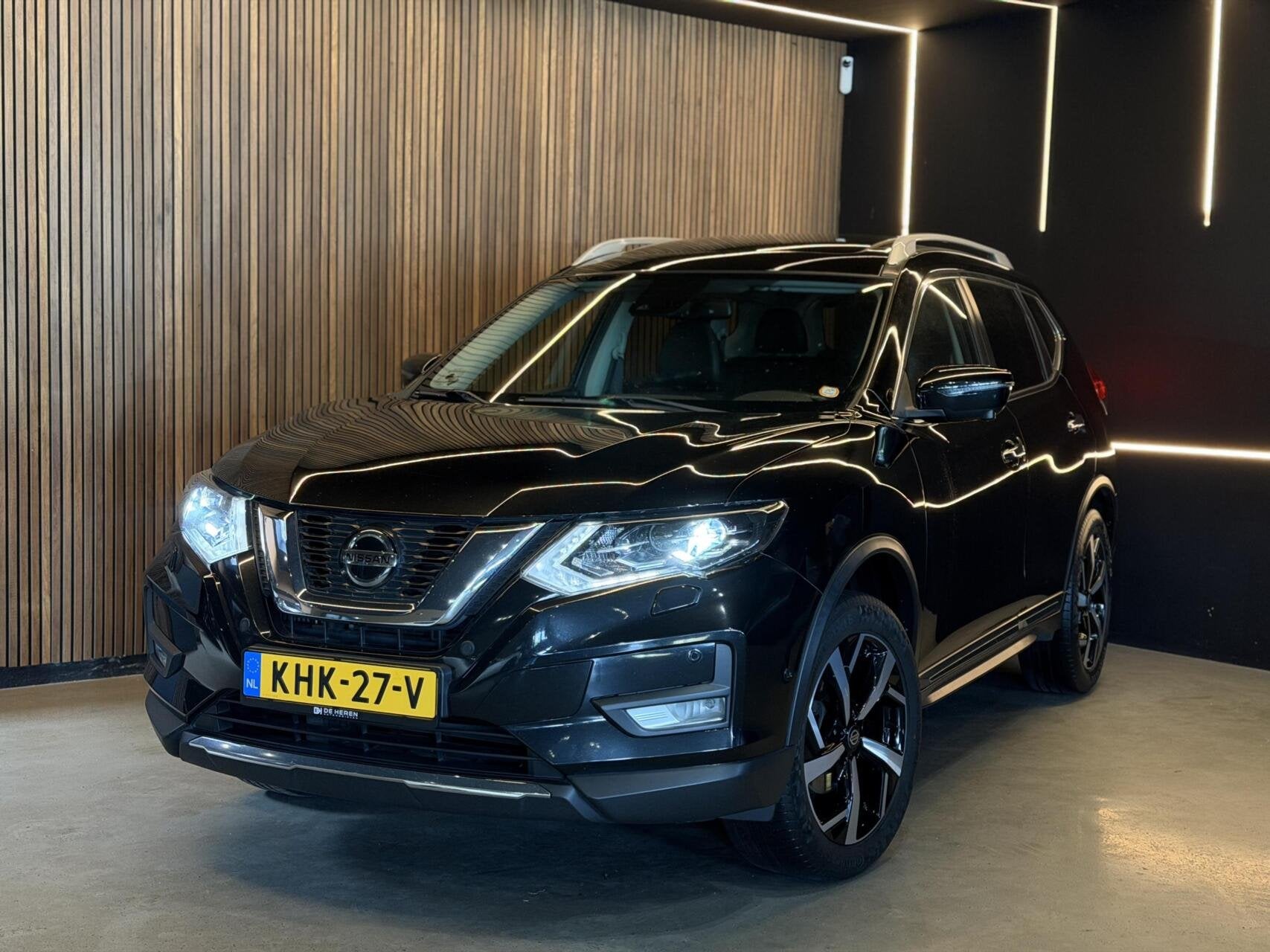 Foto 37 van Nissan X-Trail 1.3 DIG-T N-Tec PANO,TREKH,19''BOSEElecStoel