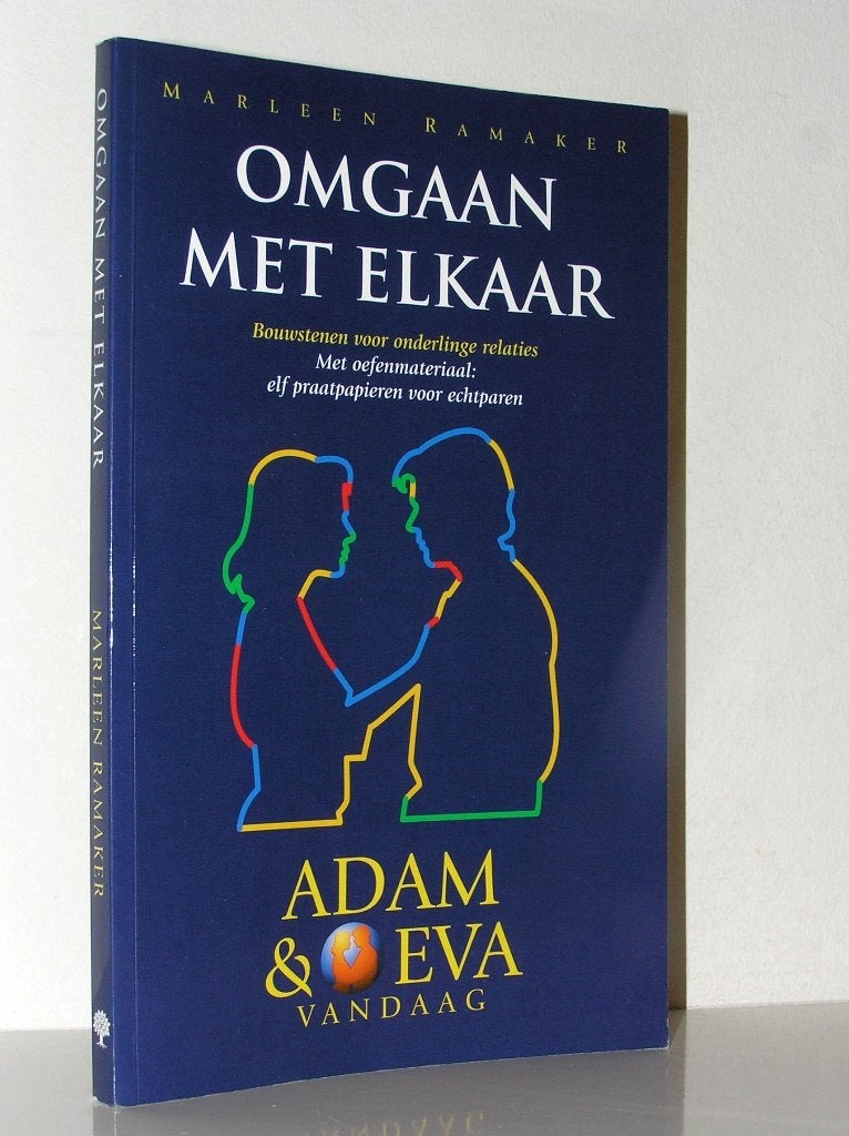 Marleen Ramaker - Omgaan met elkaar - Adam en Eva vandaag, Ophalen of Verzenden, Zo goed als nieuw, Christendom | Katholiek
