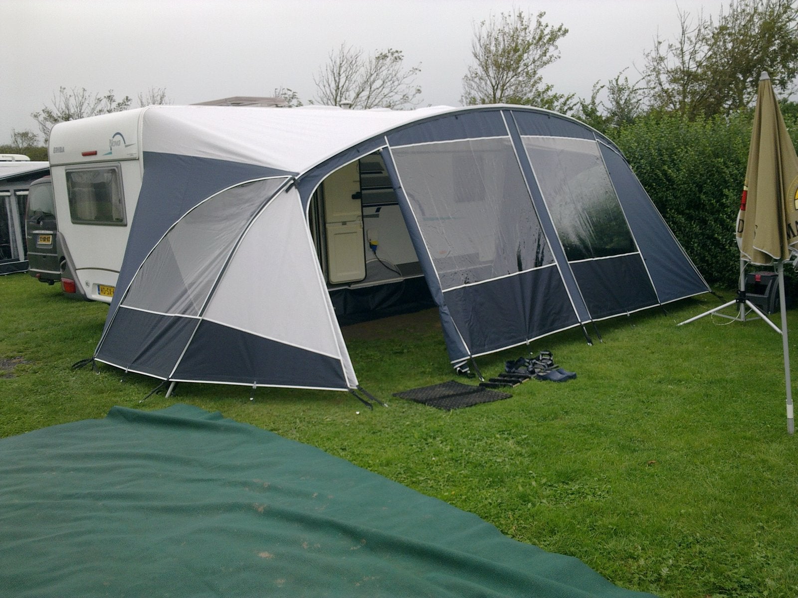 Unico Verona voortent met zijwanden- zo goed als nieuw, Caravans en Kamperen, Ophalen, Zo goed als nieuw, Polyester, Overige merken