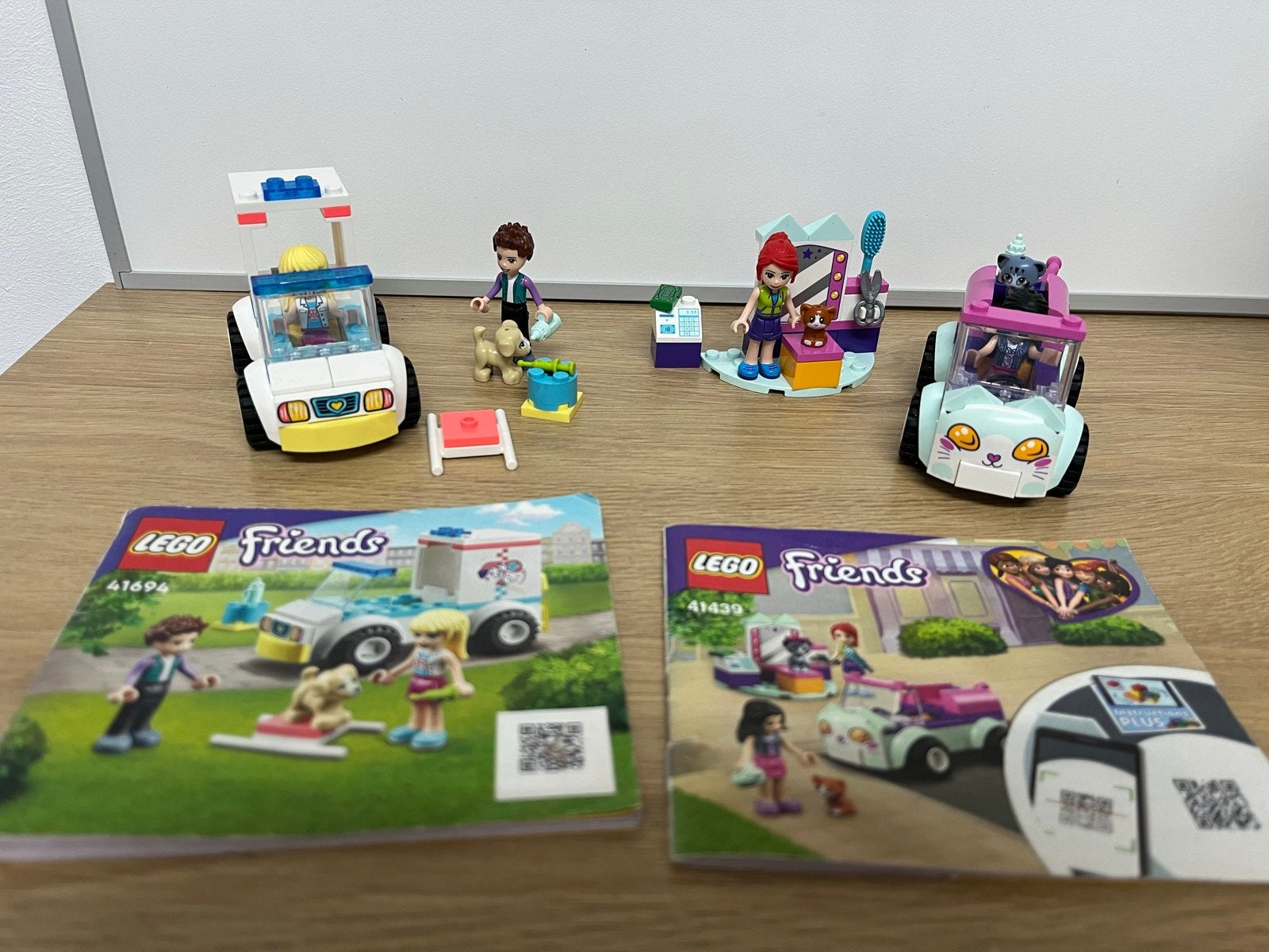 LEGO Friends Dierenambulance en kattenauto - 41694 en 41439, Gebruikt, Compleet, Lego, Friends