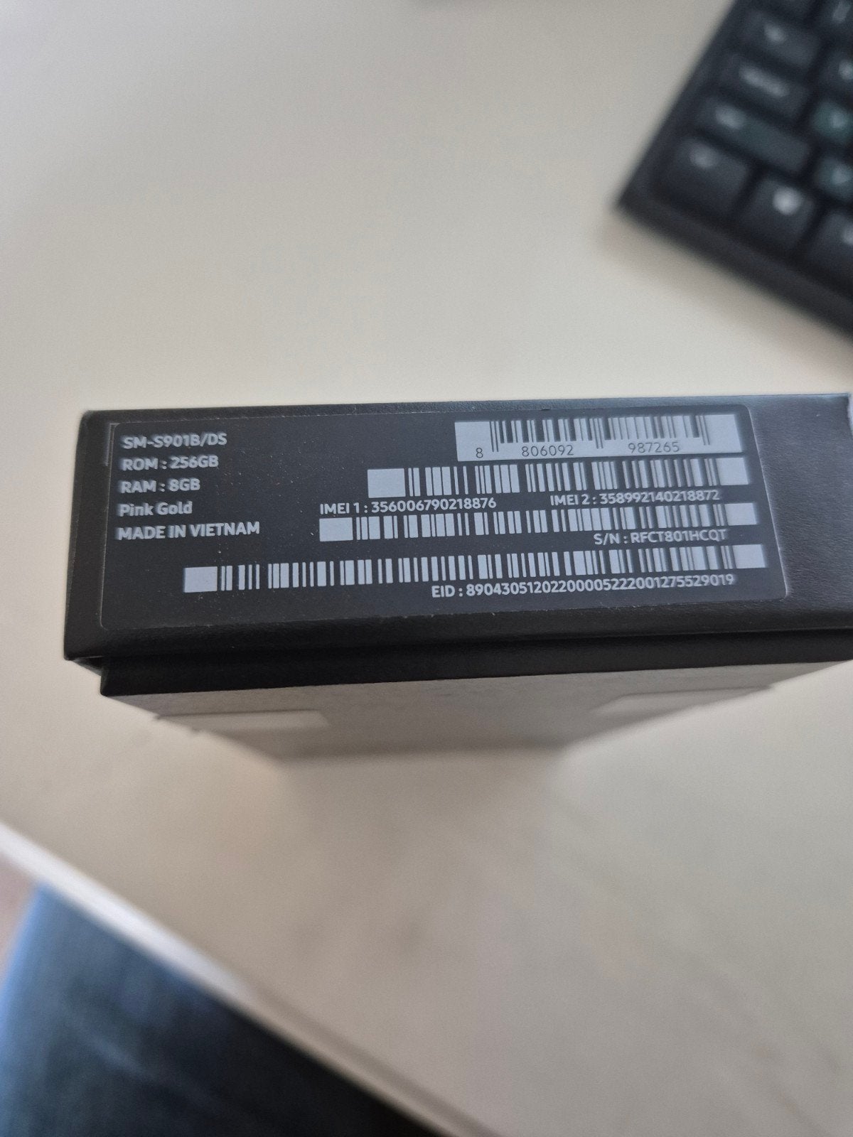 Foto 6 van Samsung Galaxy S22 256GB Pink Rose - Zo goed als nieuw