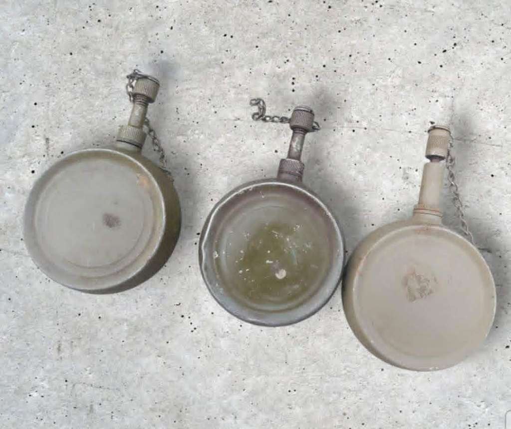 Duitse WO2 MG34 / MG42 Olieflesjes grouping, Ophalen of Verzenden, Landmacht, Duitsland, Overige typen