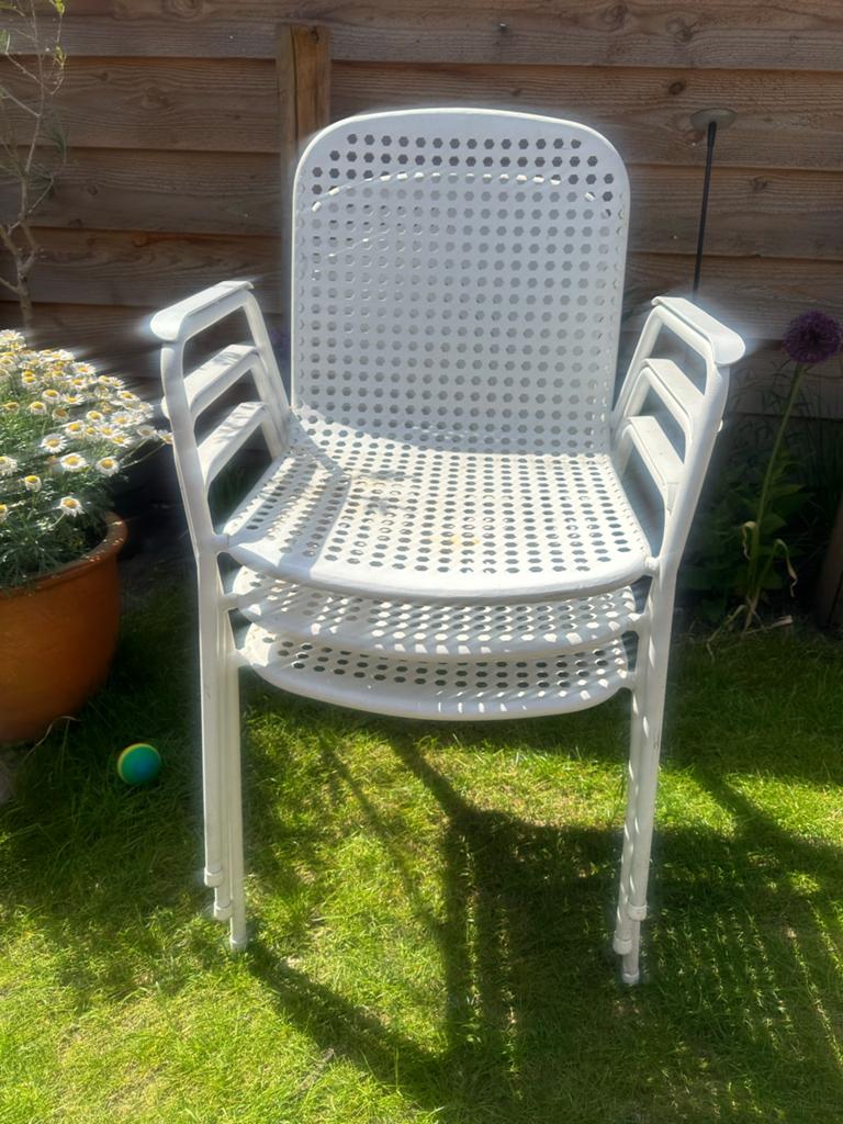 Set van 3 witte tuinstoelen | KARWEI, Ophalen, Gebruikt, Metaal, Stapelbaar
