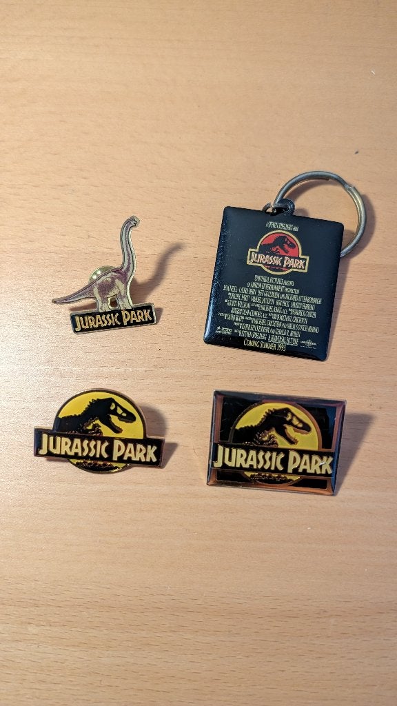Vintage Jurassic Park Merchandise '90: Spelden+Sleutelhanger, Ophalen of Verzenden, Gebruikt, Knuffel of Figuurtje