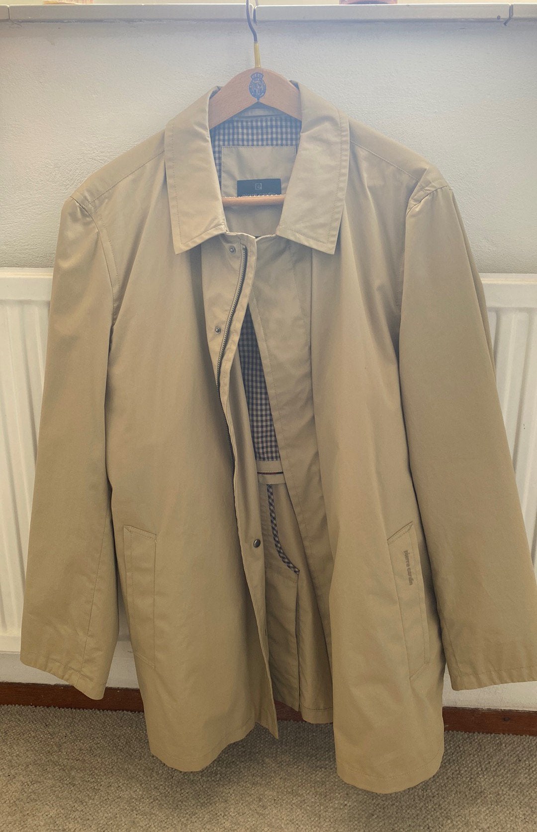 Beige dikke regenjas Pierre Cardin mt L 52 dubbele sluiting, Ophalen of Verzenden, Zo goed als nieuw, Maat 52/54 (L), Beige